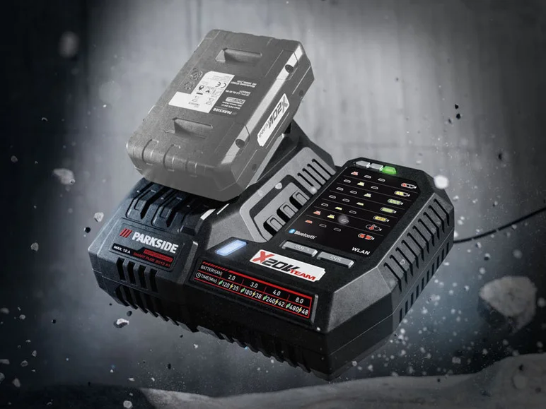 PARKSIDE PERFORMANCE® Chargeur de batterie Smart PLGS 2012 A1. 12 A. 20 V